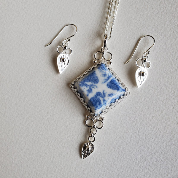 Porcelain and Silver Diamond Pendant with Earrings Set with Stamped Arrow Embellishment
